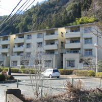 吉田塚越住宅